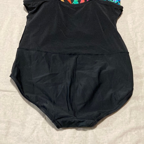 Robbie Len Colorful Tropical Print Women's One Piece Swimsuit - Picture 10 of 12